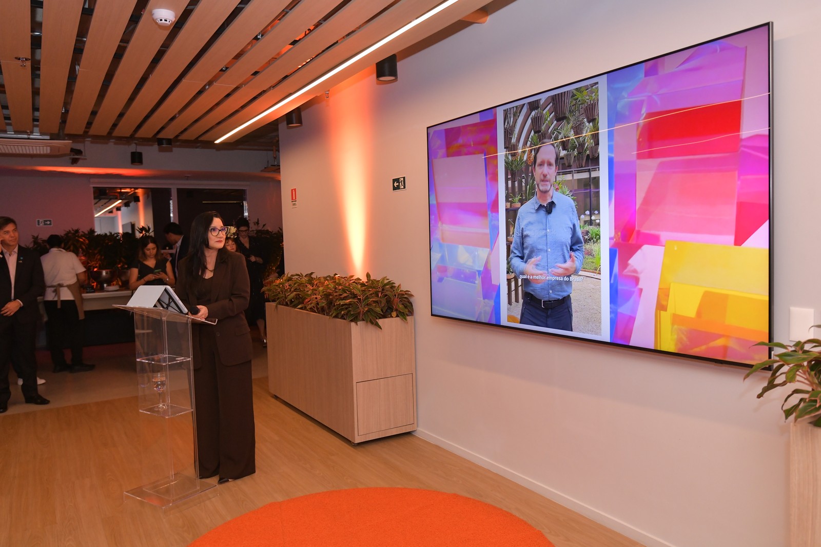 O professor Heiko Spitzeck, diretor do núcleo de sustentabilidade da Fundação Dom Cabral, falou por vídeo sobre a pesquisa realizada este ano para a premiação — Foto: Flavio Santana