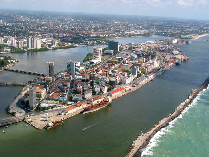 O Porto Digital está instalado no Bairro do Recife e já expandiu para os bairros de Santo Antônio, São José e Santo Amaro, totalizando uma área de 1,7 quilômetro quadrado na capital pernambucana