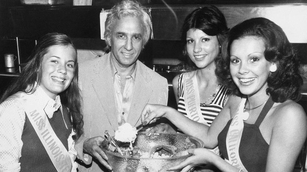 Uma lição da vida real: 70 anos depois de herdar o equivalente a US$ 1,3 bilhão, Huntington Hartford declarou falência — Foto: BBC News fonte