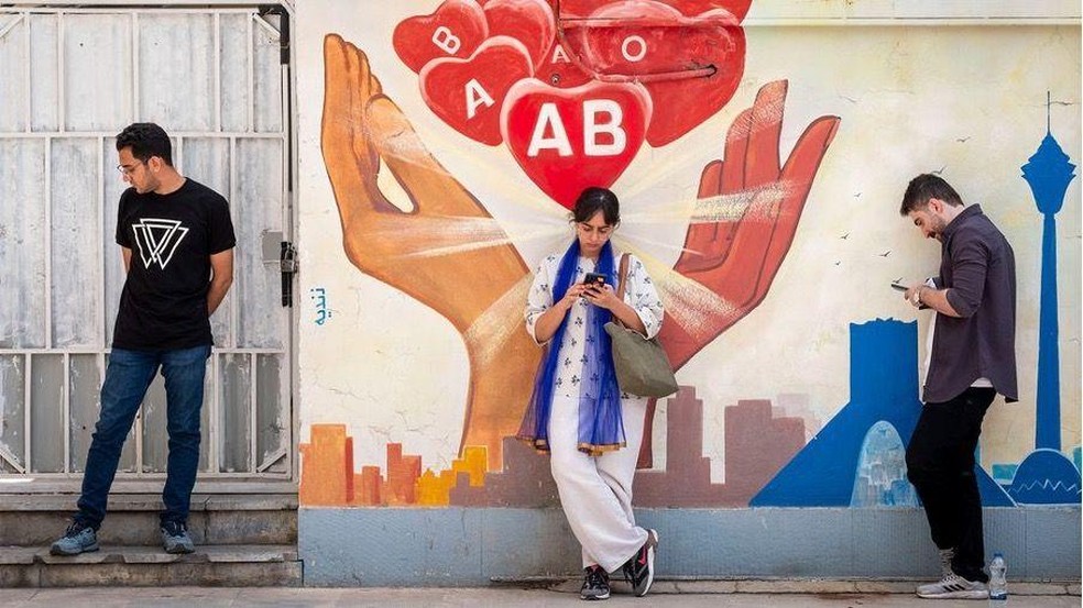 O sistema ABO é apenas um dentre diversos tipos de classificação do sangue — Foto: BBC News fonte