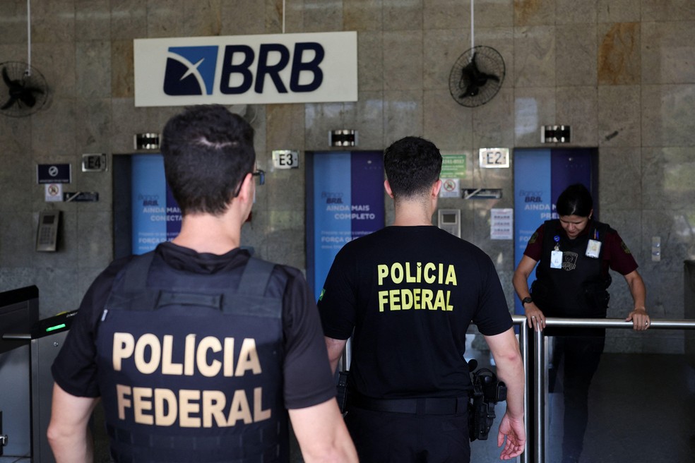 Operações bilionárias entre BRB e Master estão sendo investigadas — Foto: BBC News fonte
