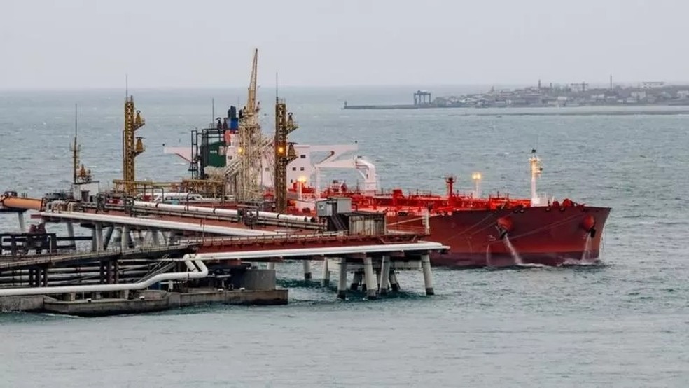 Em janeiro, pelo menos 5,1 milhões de toneladas de petróleo dos Urais foram transportadas para a Ásia — Foto: GETTY IMAGES via BBC